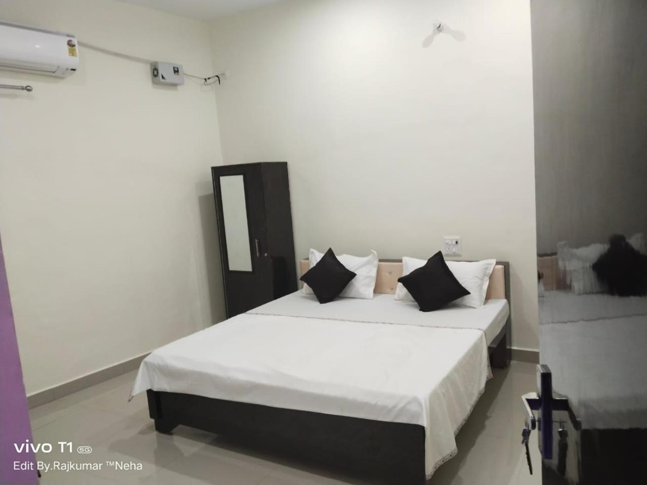 Hotel Jaanvi Orchha Exterior photo